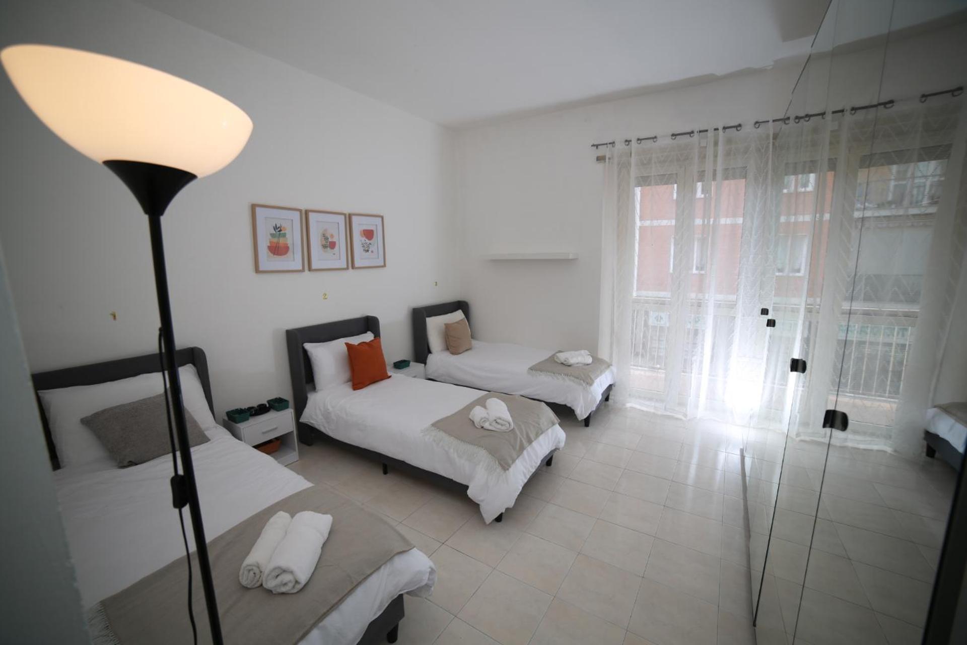 Хостел Cozyneat Hub Турин Экстерьер фото