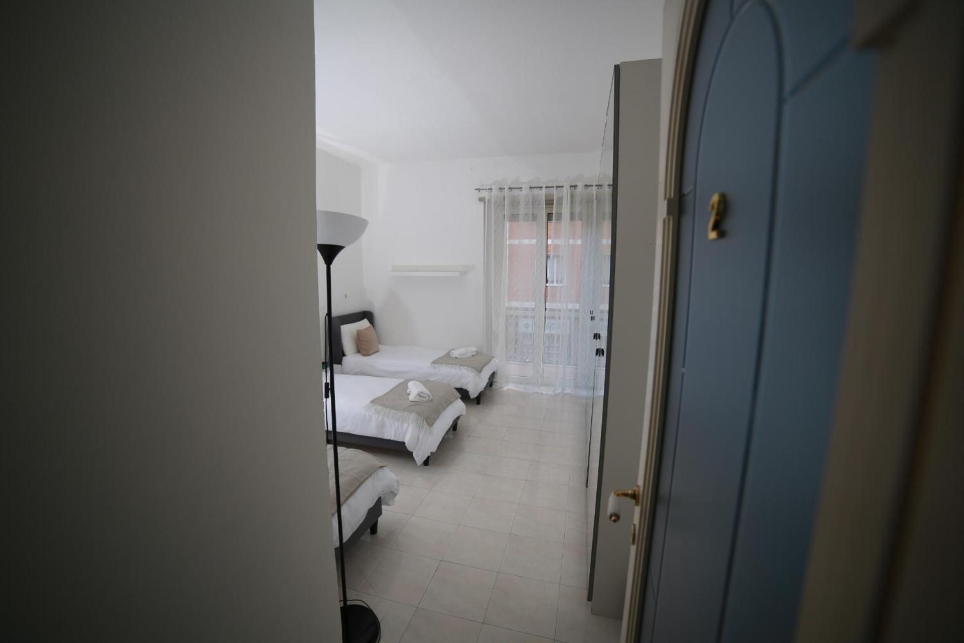 Хостел Cozyneat Hub Турин Экстерьер фото